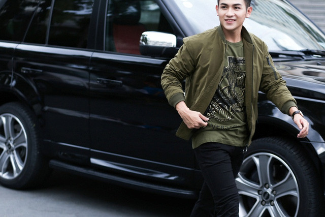 Bất ngờ với hình ảnh mới của “hot boy” phát thanh viên từng gây bão mạng ảnh 3 Bất ngờ với hình ảnh mới của “hot boy” phát thanh viên từng gây bão mạng ảnh 3