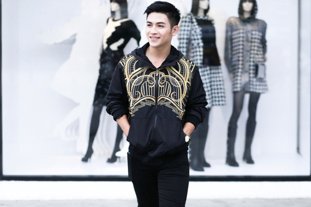 Bất ngờ với hình ảnh mới của “hot boy” phát thanh viên từng gây bão mạng ảnh 4 Bất ngờ với hình ảnh mới của “hot boy” phát thanh viên từng gây bão mạng ảnh 4