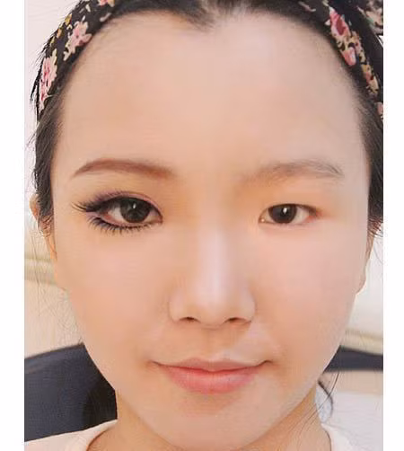 Các cô nàng mắt một mí hãy mỉm cười ngay đi vì thời của chúng ta đã tới! ảnh 12