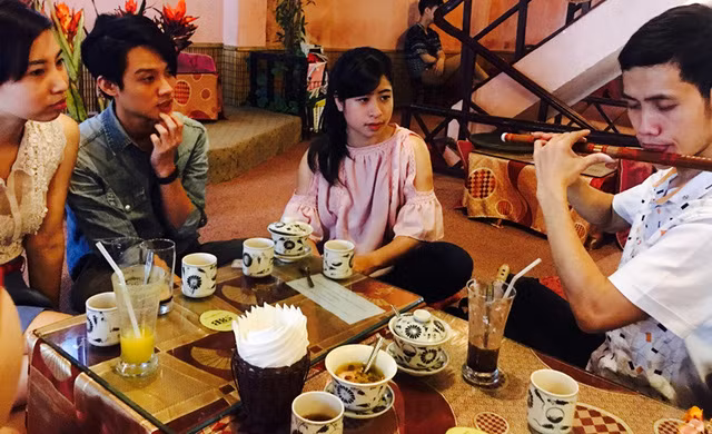  Chỉ cần người học có đủ lòng yêu thích, Tuấn đều nhận dạy. 