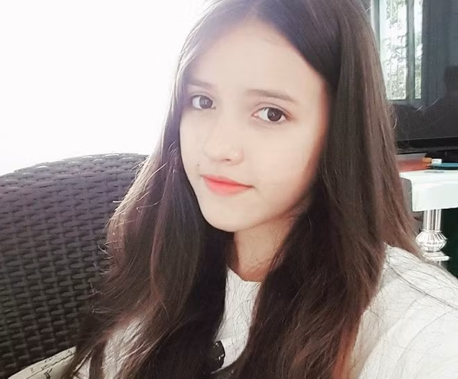 Hot girl lai Tay 16 tuoi noi tieng tai Nha Trang hinh anh 5