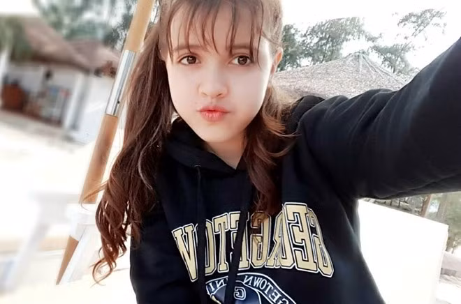 Hot girl lai Tay 16 tuoi noi tieng tai Nha Trang hinh anh 7