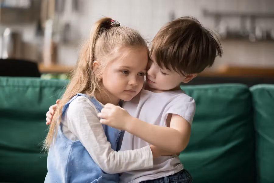 Học cách tha thứ có thể mất thời gian. (Ảnh: ITN).