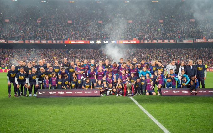 Chức vô địch La Liga thứ 8 trong 11 năm của Barca. Chức vô địch La Liga thứ 8 trong 11 năm của Barca.