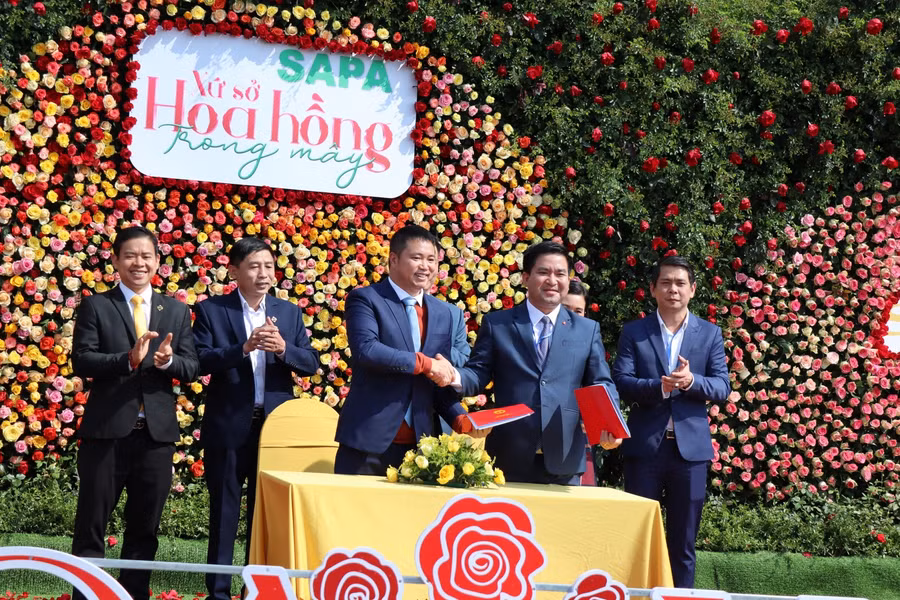 Các bên thực hiện ký kết hợp tác.