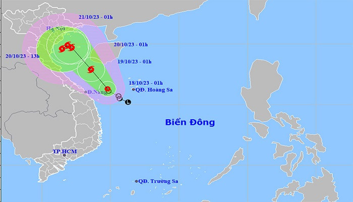 Thời tiết hôm nay: Áp thấp nhiệt đới gần bờ, Trung Bộ tiếp tục mưa to