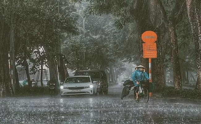 Thời tiết hôm nay: Mưa dông nhiều nơi trên cả nước