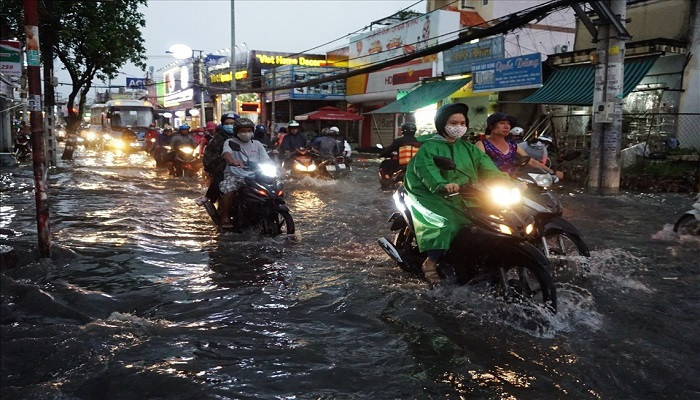 Thời tiết hôm nay: Bão số 5 gây mưa nhiều nơi