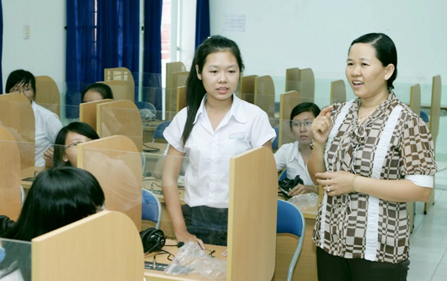 Bộ tiêu chuẩn đánh giá chất lượng chương trình đào tạo là cơ sở quan trọng để các nhà trường nâng cao chất lượng đào tạo