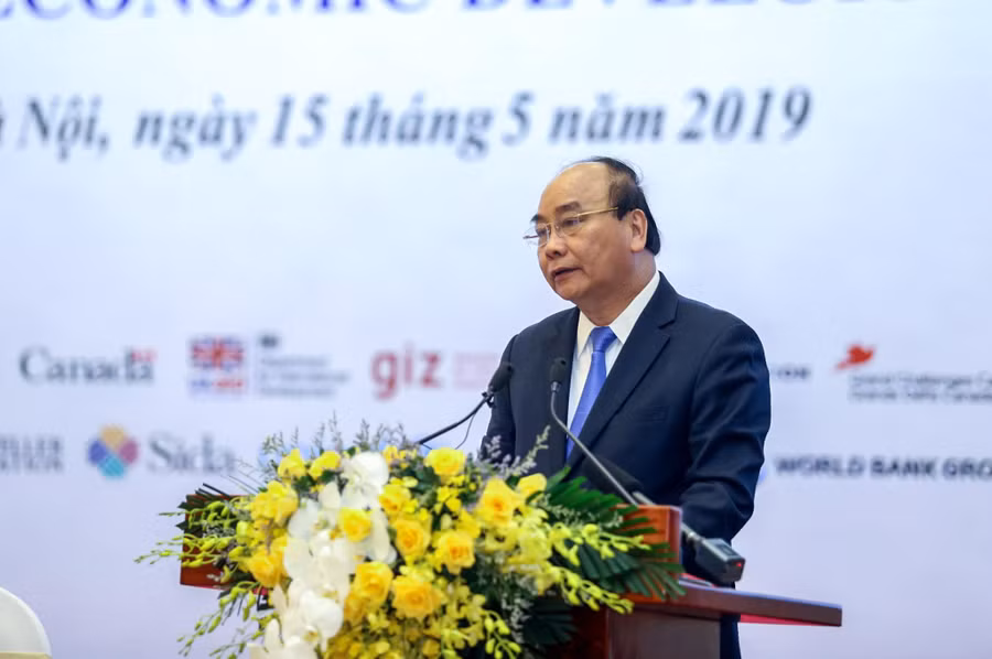 Thủ tướng Nguyễn Xuân Phúc phát biểu tại hội nghị.