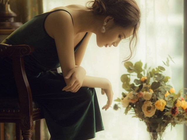 Khi còn trẻ đàn bà thường khờ dại làm 5 điều này, về già ân hận đã muộn màng ảnh 4 Khi còn trẻ đàn bà thường khờ dại làm 5 điều này, về già ân hận đã muộn màng ảnh 4