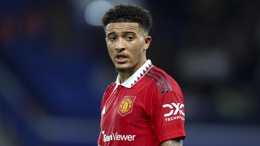 Sancho sẽ chính thức trở lại Old Trafford vào đêm mai.