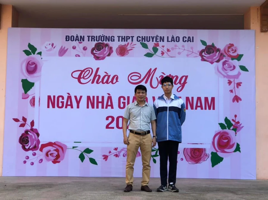 Người thầy tận tâm cùng học trò và khoa học