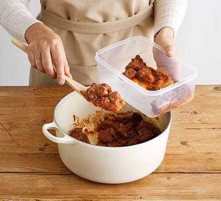 Lãng phí thực phẩm là vấn đề nghiêm trọng ảnh hưởng đến môi trường, nền kinh tế và chất lượng cuộc sống. (Ảnh: ITN).