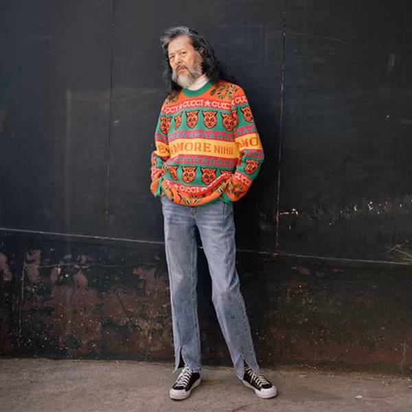 Bất ngờ với phong cách chất lừ của mẫu nam 65 tuổi khiến thanh niên "chạy dài" hình ảnh 5 bat ngo voi phong cach chat lu cua mau nam 65 tuoi khien thanh nien "chay dai" hinh anh 5