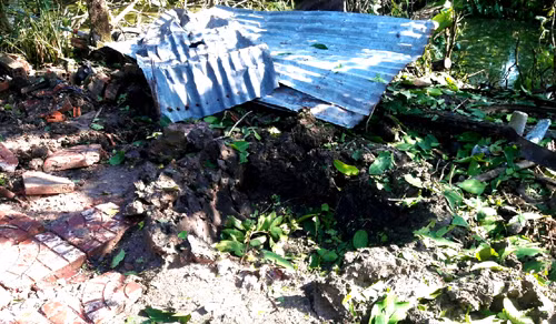 Nổ đầu đạn làm 3 người trong gia đình tử vong