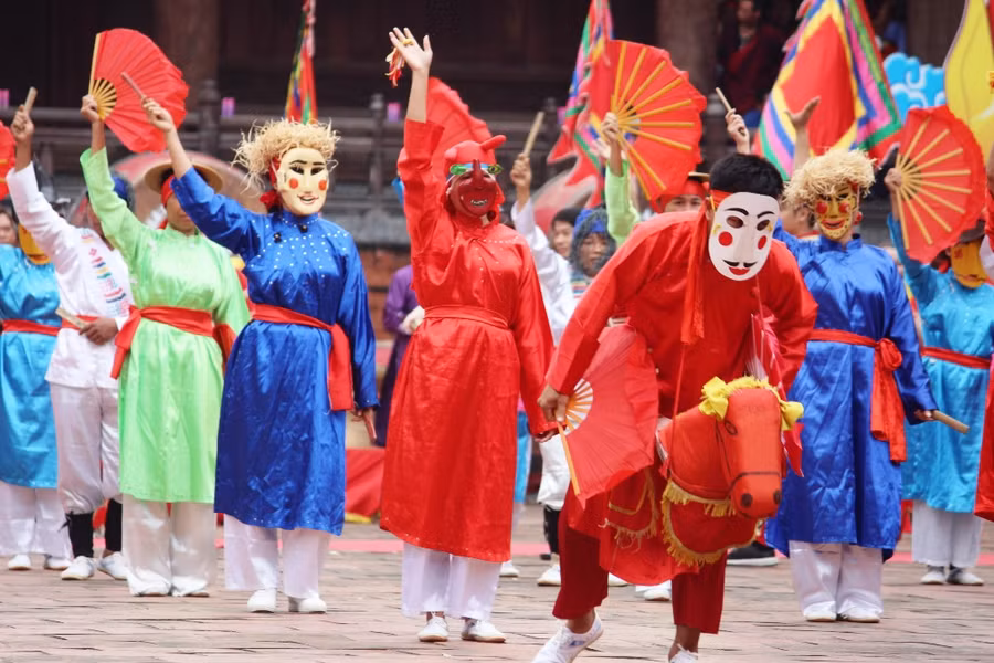 Trò diễn Xuân Phả tại lễ hội Lam Kinh.