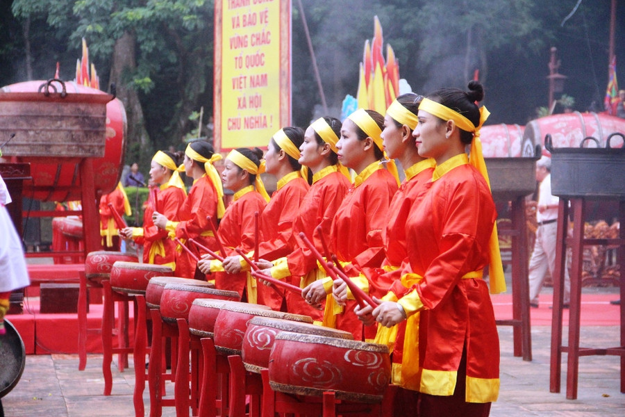 Tiết mục trống hội tại lễ hội Lam Kinh 2018.