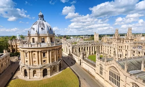 Đại học Oxford, Anh. Đại học Oxford, Anh. Ảnh: Sky News