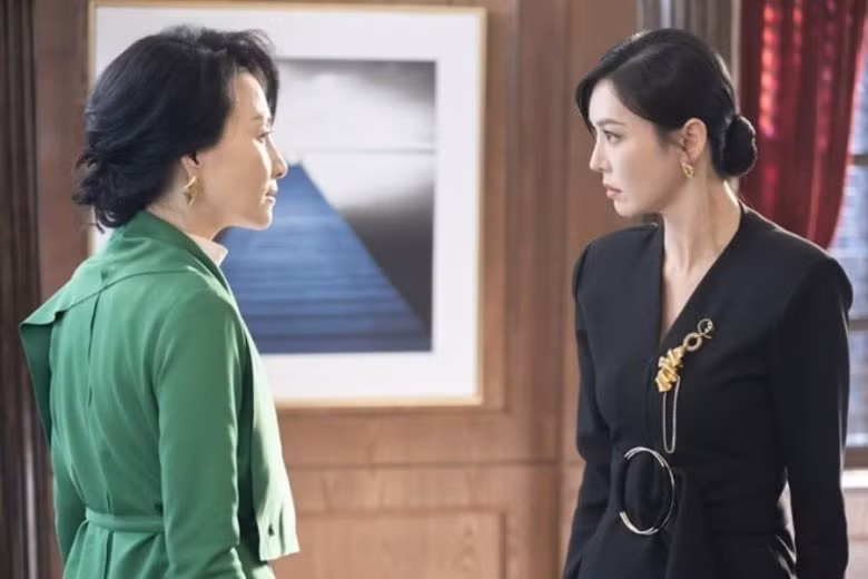 Bị mẹ chồng thường xuyên lăng mạ, vì sao con dâu được khuyên không nên ly hôn?