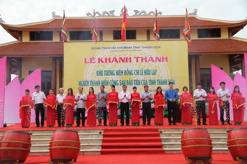  Lễ cắt băng khánh thành Khu tưởng niệm đồng chí Lê Hữu Lập – người thanh niên cộng sản đầu tiên của tỉnh Thanh Hóa. Ảnh: Nguyễn Quỳnh