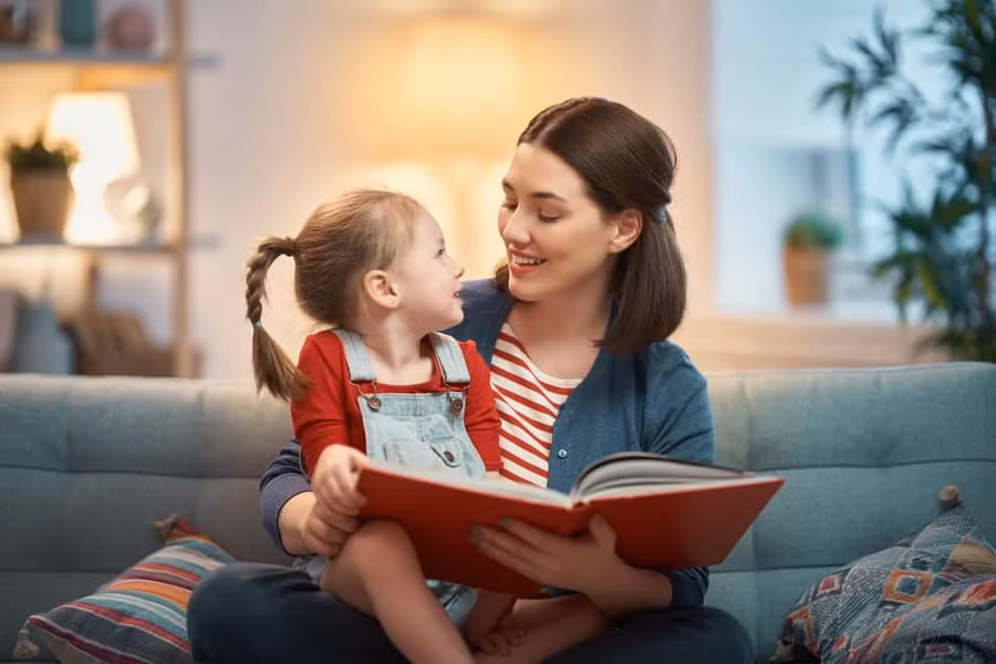 Không gian ấm cúng khuyến khích đọc sách sẽ giúp con bạn coi việc đọc sách là một cuộc phiêu lưu và trải nghiệm tích cực. (Ảnh: ITN).