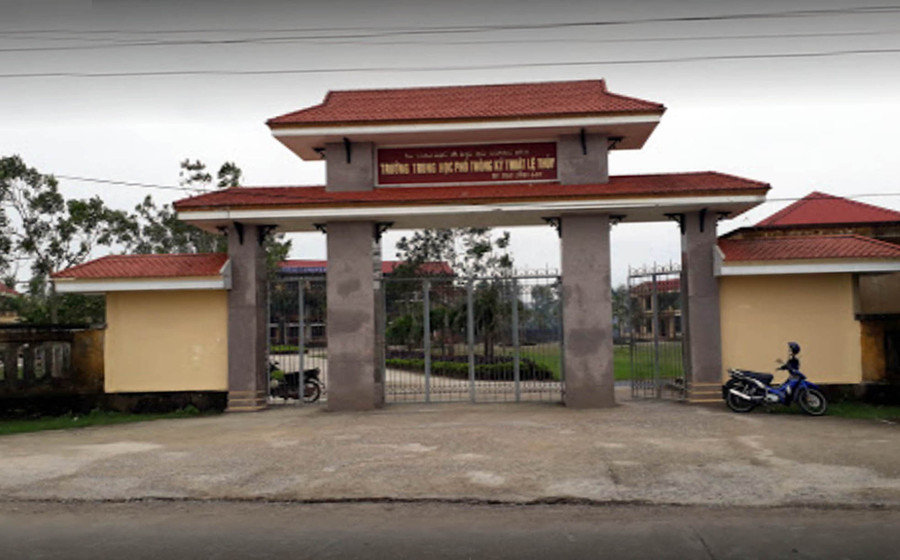 Trường THPT Kĩ thuật Lệ Thuỷ nơi có nữ sinh bị hành hung