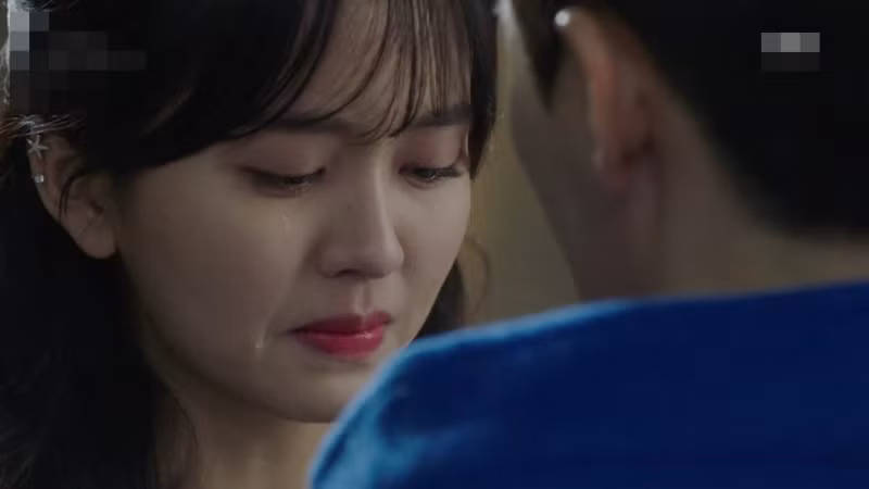 Chồng thắt ống dẫn tinh vợ vẫn có thai, người vợ trẻ gào khóc ‘bắt đền’ bác sĩ ảnh 1