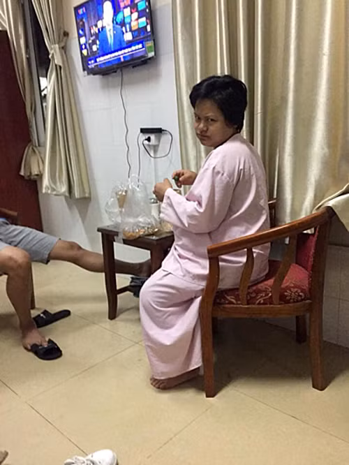 Xem ảnh, nhiều người hài hước trêu cô là siêu nhân biến hình.