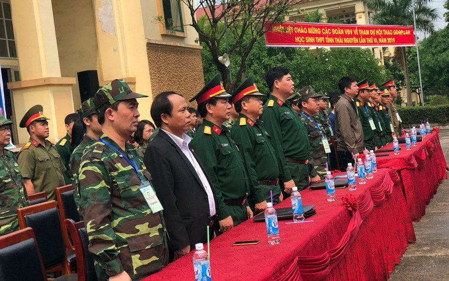 Các đại biểu dự tổng kết Hội thao Các đại biểu dự tổng kết Hội thao