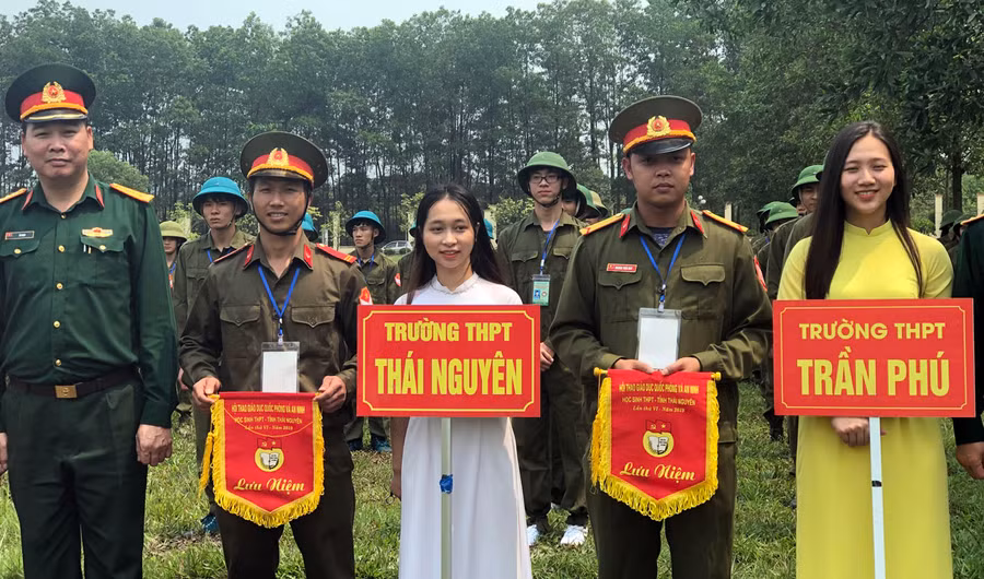 Các đội bề dự Hội thao