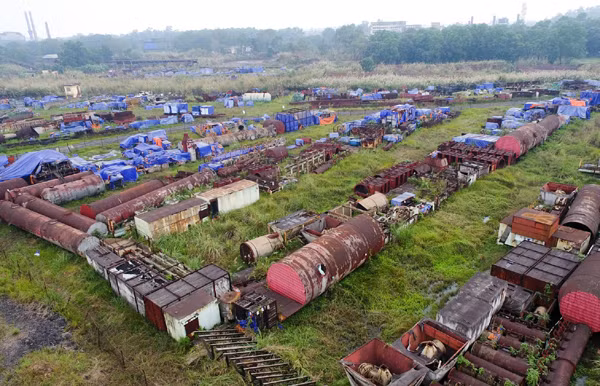 Hiện một số thiết bị đã rỉ sét, hư hỏng, ảnh hưởng nghiêm trọng đến tiến độ, chất lượng dự án, thiệt hại vốn đầu tư. Ảnh: Toquoc.vn