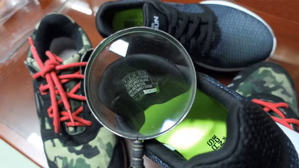 Hang Trung Quoc gan mac 