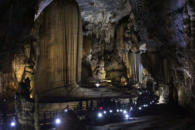 Động Thiên Đường tuyệt đẹp nằm trong quần thể VQG Phong Nha Kẻ Bàng