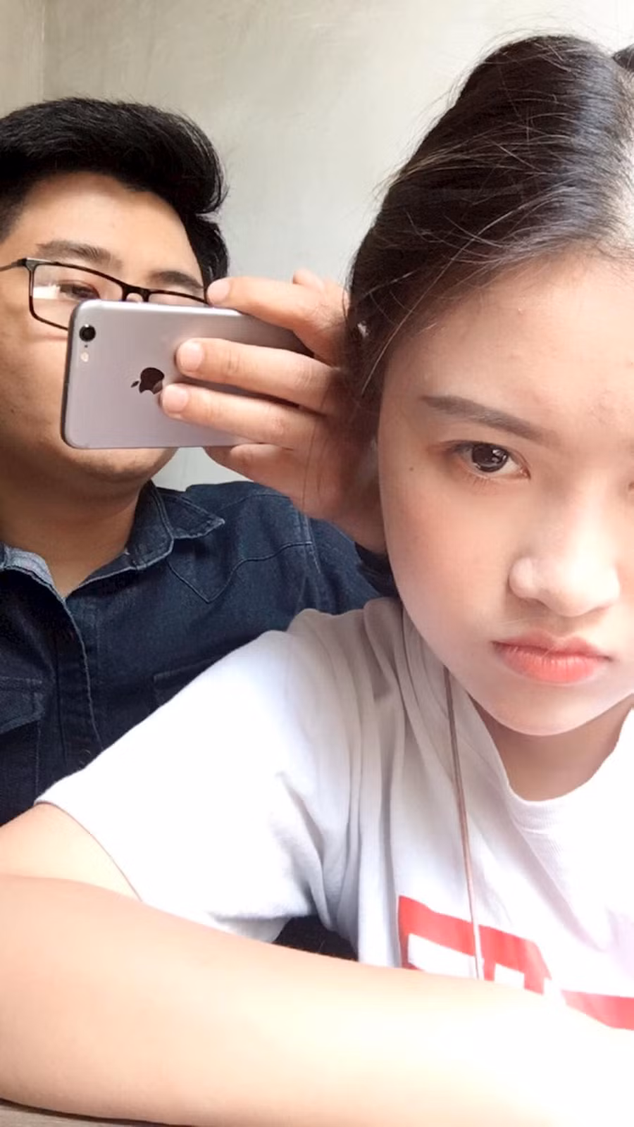 Từ hai người xa lạ, cặp đôi 9X nên duyên vợ chồng nhờ mê... comment dạo ảnh 5