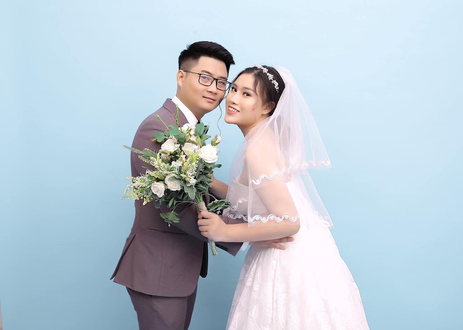 Cặp đôi đã nên duyên vợ thành chồng sau những ngày "rắc thính" thành công. Cặp đôi đã nên duyên vợ thành chồng sau những ngày "rắc thính" thành công.