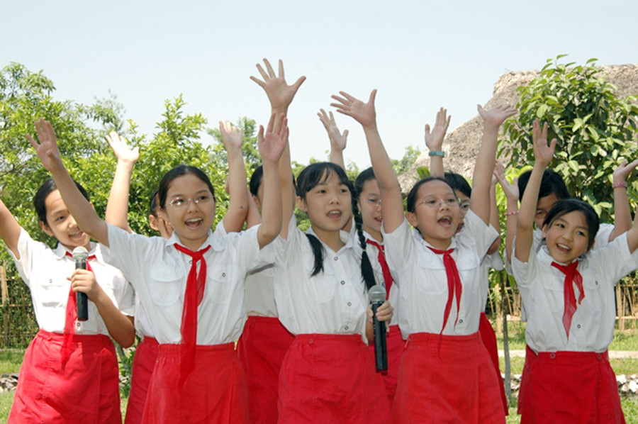 Cần xây dựng môi trường lành mạnh cho trẻ từ gia đình đến nhà trường và xã hội. Ảnh: Quý Trung Cần xây dựng môi trường lành mạnh cho trẻ từ gia đình đến nhà trường và xã hội. Ảnh: Quý Trung