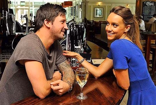 Choáng vì "món quà" nữ đồng nghiệp đa tình hứa tặng cho chồng