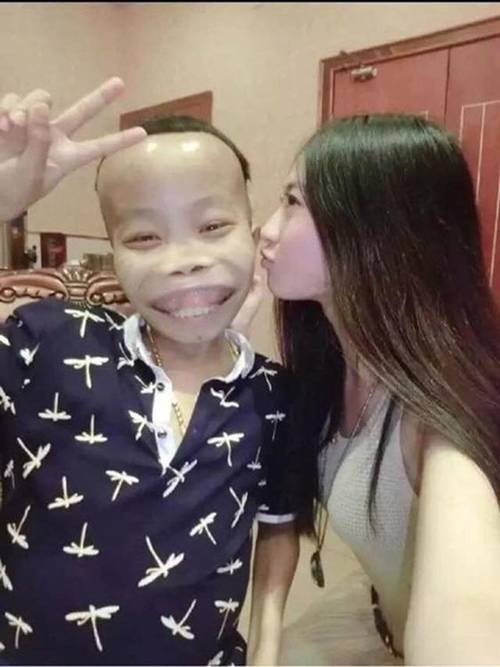 Thiếu gia xấu xí từng khiến dân mạng náo loạn giờ ra sao?-6