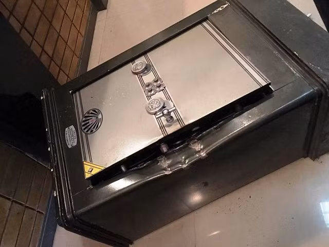 nha nu dai gia bi trom dot nhap pha 2 ket sat lay gan 2 ty dong hinh anh 1