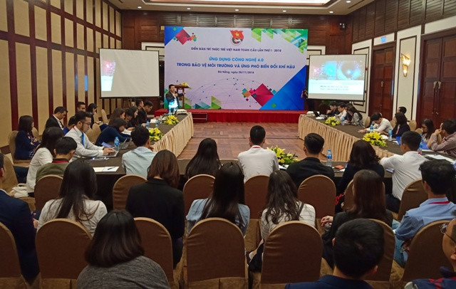 Phiên thảo luận Công nghệ 4.0 trong bảo vệ môi trường, ứng phó biến đổi khí hậu. Phiên thảo luận Công nghệ 4.0 trong bảo vệ môi trường, ứng phó biến đổi khí hậu.