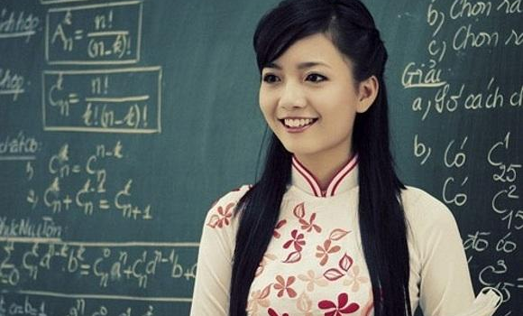 Cô Phan Hồng Anh, giáo viên dạy Toán Trường THPT Amsterdam (Hà Nội)