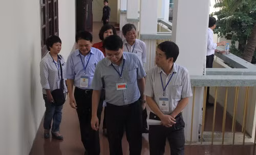 Đoàn kiểm tra đột xuất HĐTS Học viện Hành chính Quốc gia