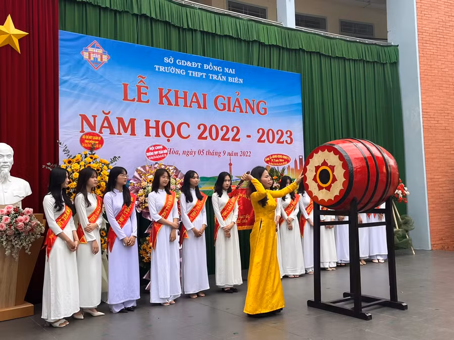 Đánh trống khai giảng năm học 2022-2023- ảnh minh họa. 