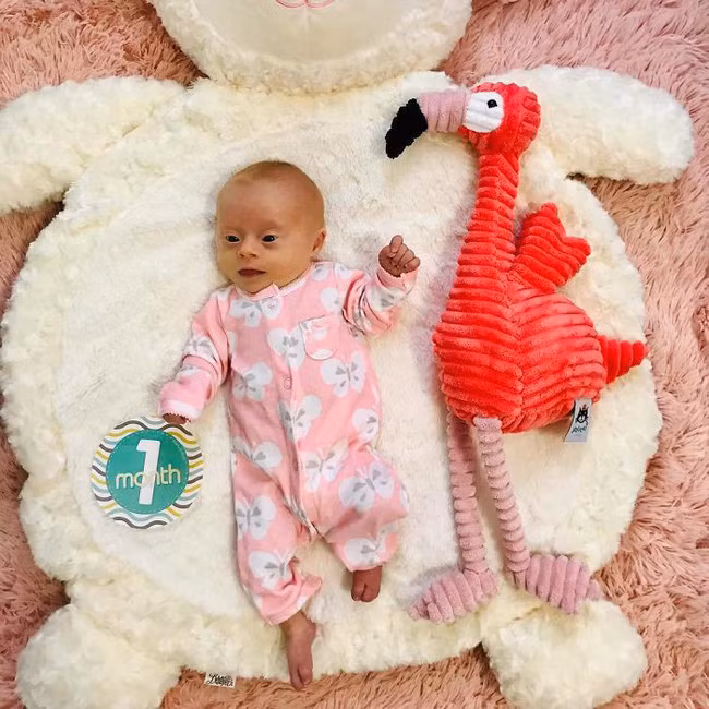 Người mẹ chia sẻ suy nghĩ thật lòng khi nuôi con gái bị hội chứng Down khiến nhiều người phải thay đổi suy nghĩ ngay khi đọc xong - Ảnh 11.