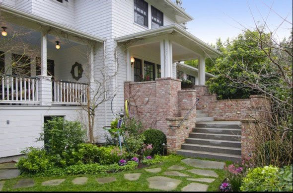 ... and lush, detailed landscaping.