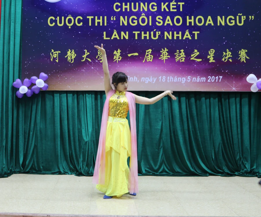 Tìm kiếm “Ngôi sao Hoa ngữ” Trường Đại học Hà Tĩnh