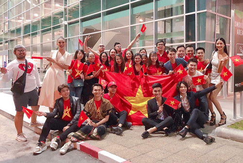 Các á hậu sang Thái Lan cổ vũ H"Hen Niê thi Miss Universe ảnh 1 Chung kết Miss Universe 2018 diễn ra vào 7h hôm nay tại Bangkok, Thái Lan. Chương trình được tổ chức để thuận tiện phát sóng trực tiếp trên kênh Fox của Mỹ.