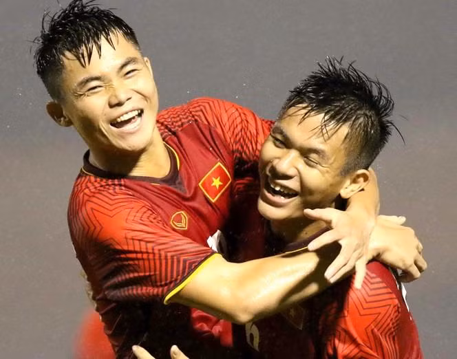 HLV Park Hang-seo gọi 5 cầu thủ U21 tuyển chọn lên tuyển Việt Nam