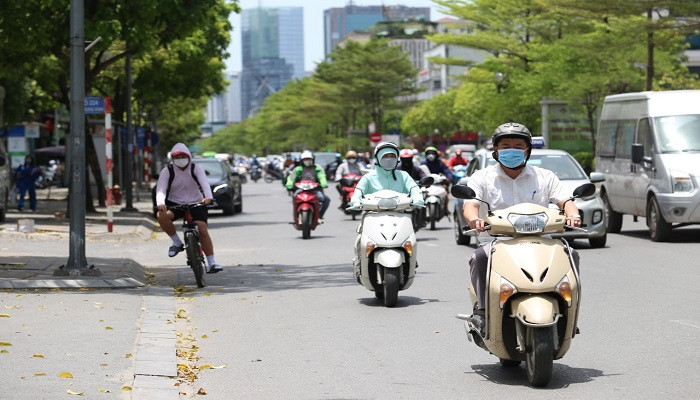 Thời tiết ngày cuối tuần Bắc Bộ ngày nắng nóng, chiều tối có mưa